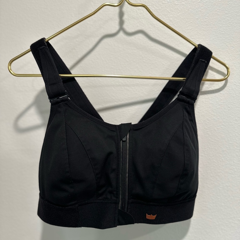 SheFit Black Front-Zip High Support Sports Bra - 1Luxe